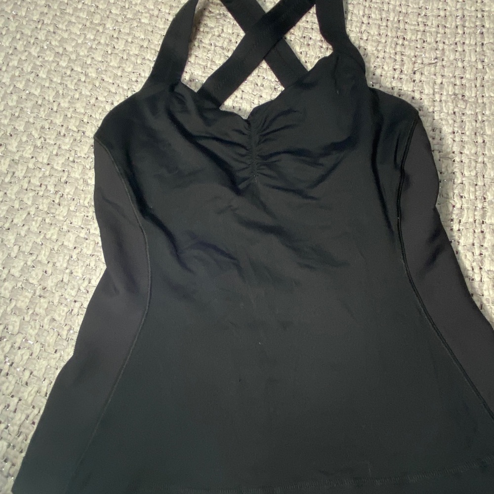Lululemon criss-cross back top